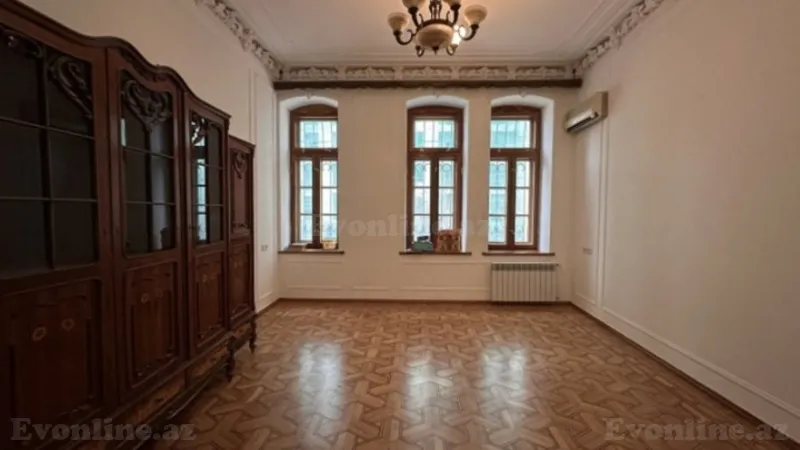 Kirayə verilir Ofis 200 m² 28 May m. - şəkil 6