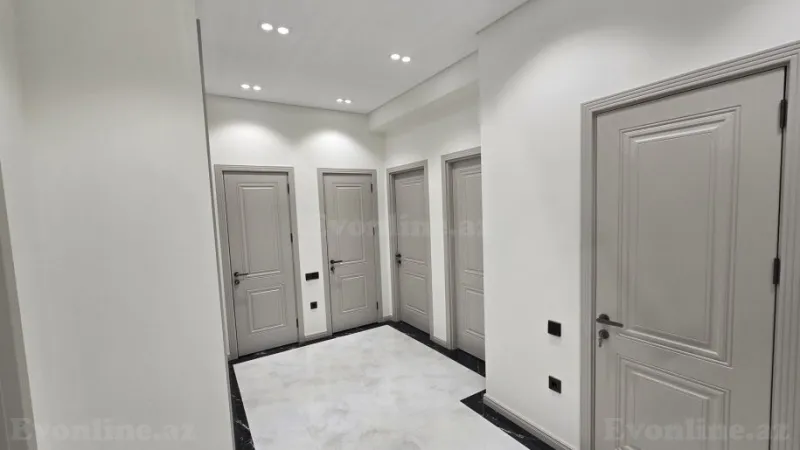 Kirayə verilir 3 otaqlı Mənzil Yeni tikili 120 m² Gənclik m. - şəkil 8