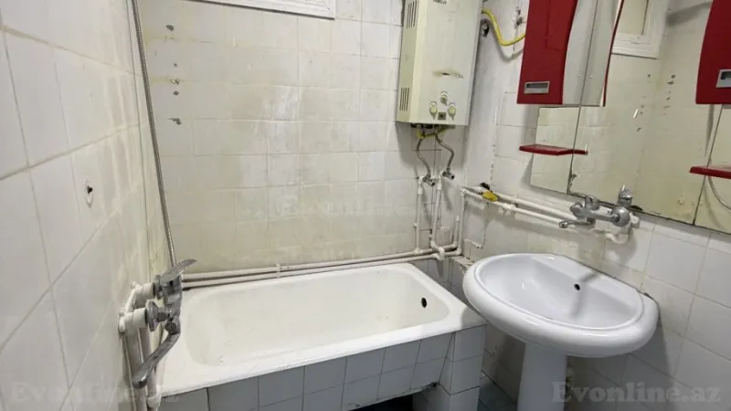 Satılır 2 otaqlı Mənzil Köhnə tikili 45 m² 3-cü mikrorayon - şəkil 8