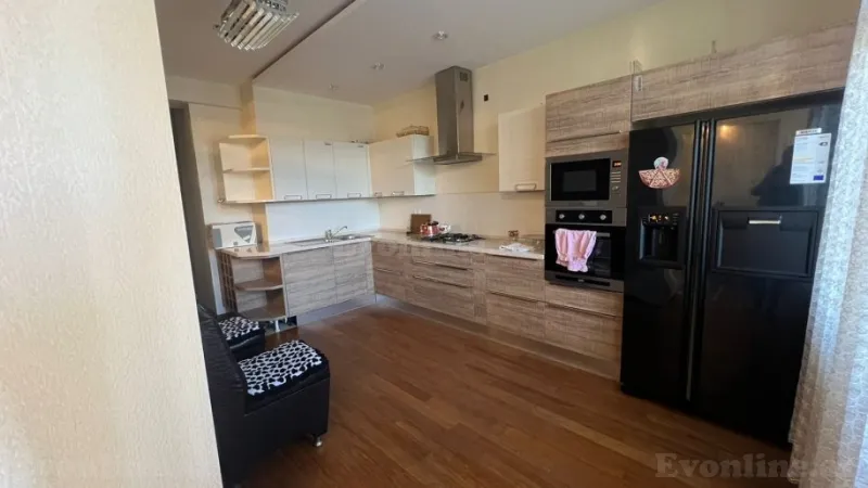 Satılır 5 otaqlı Mənzil Yeni tikili 185 m² Nərimanov r. - şəkil 8