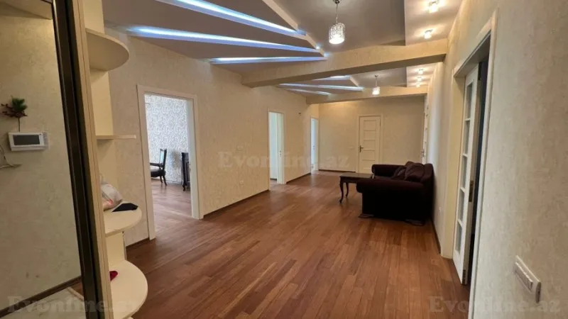 Satılır 5 otaqlı Mənzil Yeni tikili 185 m² Nərimanov r. - şəkil 14