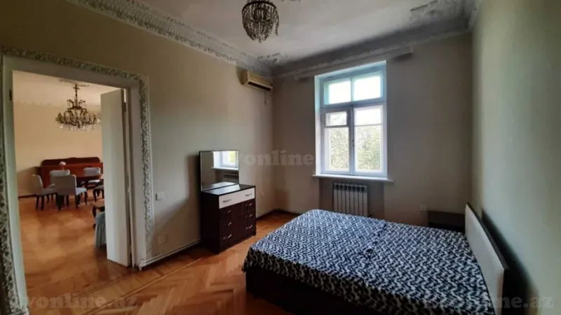 Kirayə verilir 3 otaqlı Mənzil Köhnə tikili 120 m² İçərişəhər m. - şəkil 4