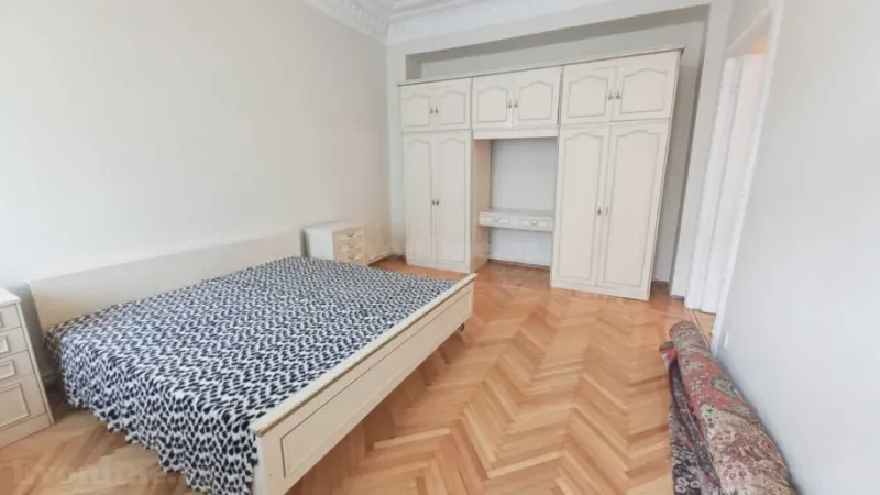 Kirayə verilir 3 otaqlı Mənzil Köhnə tikili 120 m² İçərişəhər m. - şəkil 7