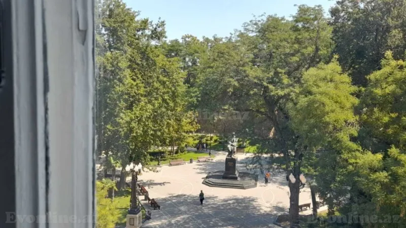 Kirayə verilir 3 otaqlı Mənzil Köhnə tikili 120 m² İçərişəhər m. - şəkil 12