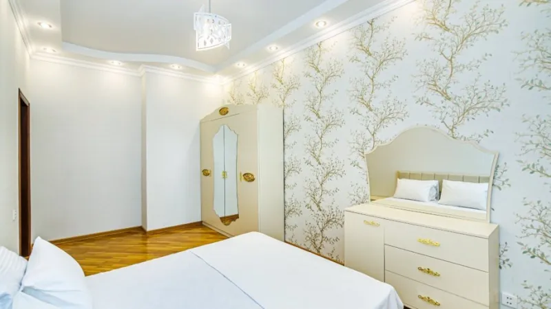 Kirayə verilir 5 otaqlı Mənzil Yeni tikili 200 m² 28 May m. - şəkil 10