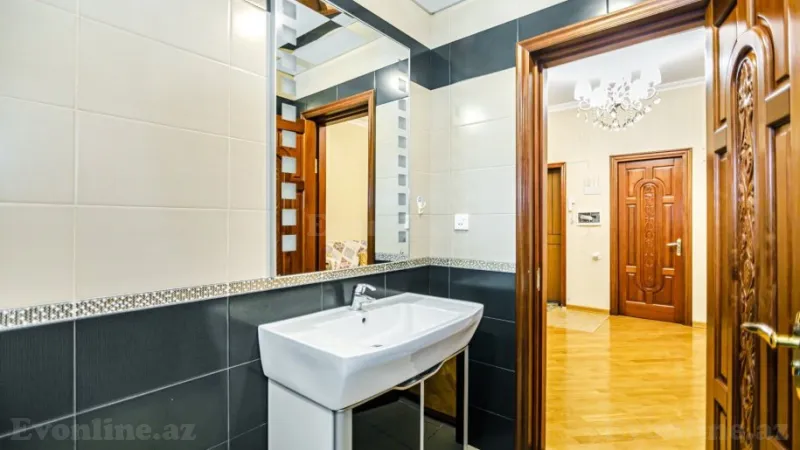 Kirayə verilir 5 otaqlı Mənzil Yeni tikili 200 m² 28 May m. - şəkil 20