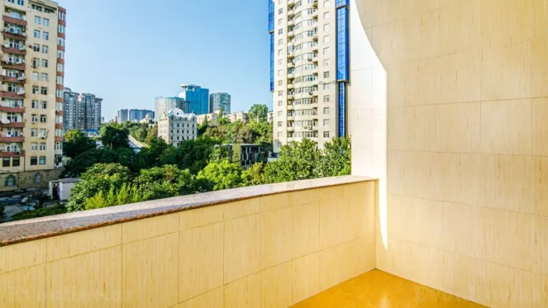 Kirayə verilir 5 otaqlı Mənzil Yeni tikili 200 m² 28 May m. - şəkil 25