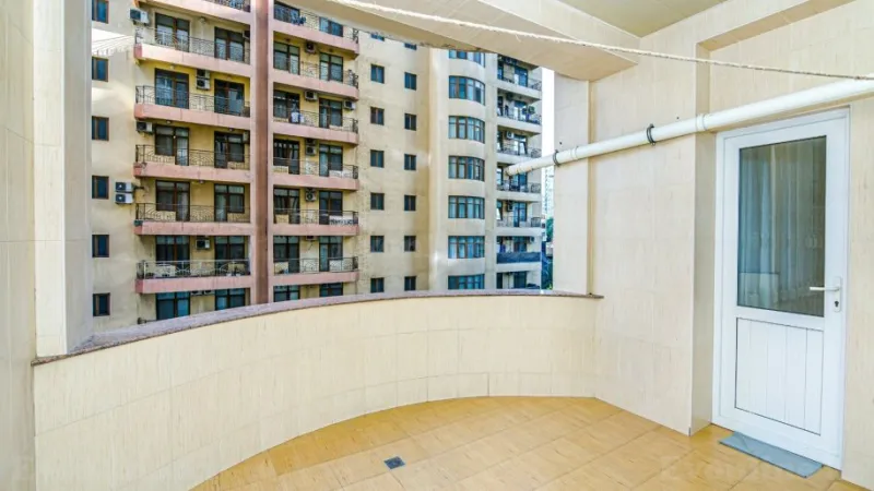 Kirayə verilir 5 otaqlı Mənzil Yeni tikili 200 m² 28 May m. - şəkil 26