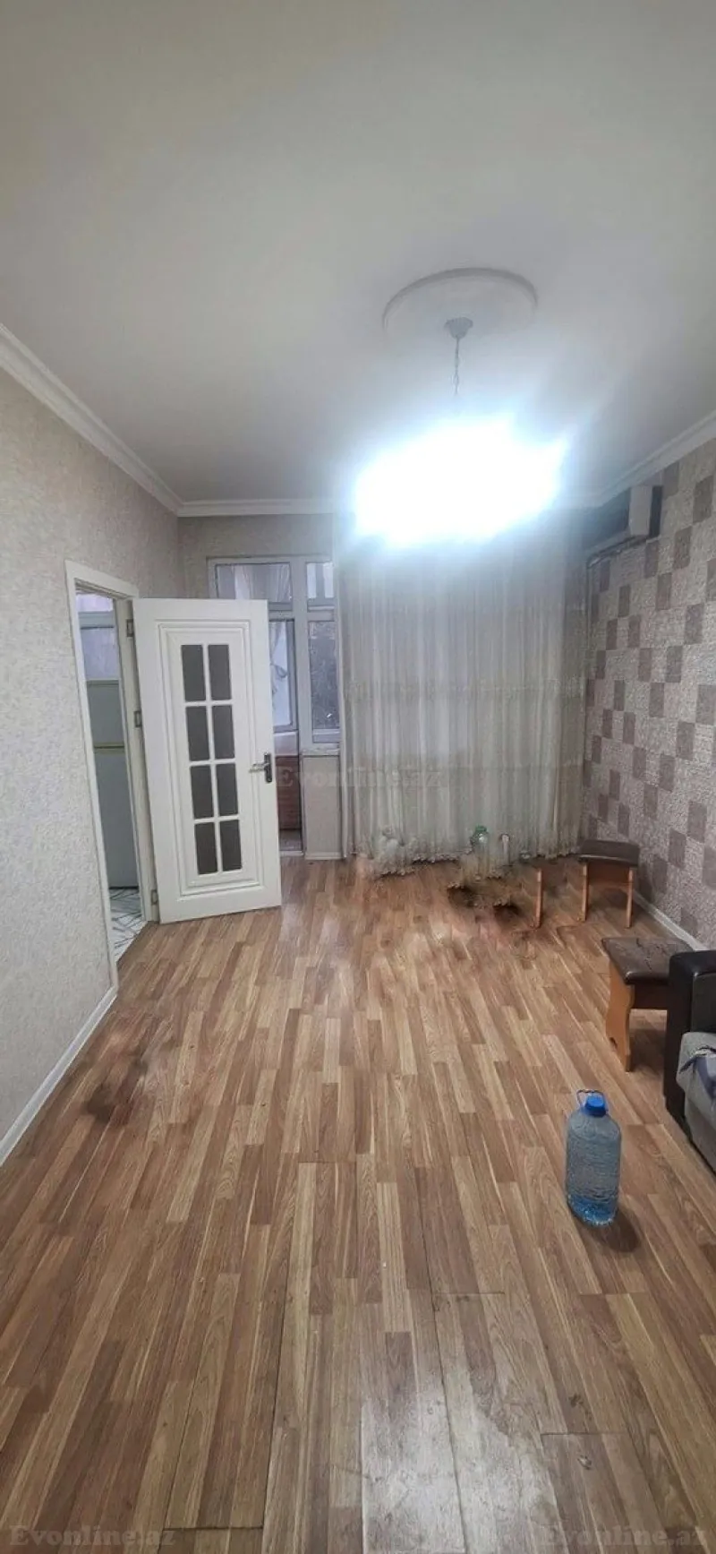 Satılır 2 otaqlı Mənzil Köhnə tikili 58 m² 4-cü mikrorayon - şəkil 3