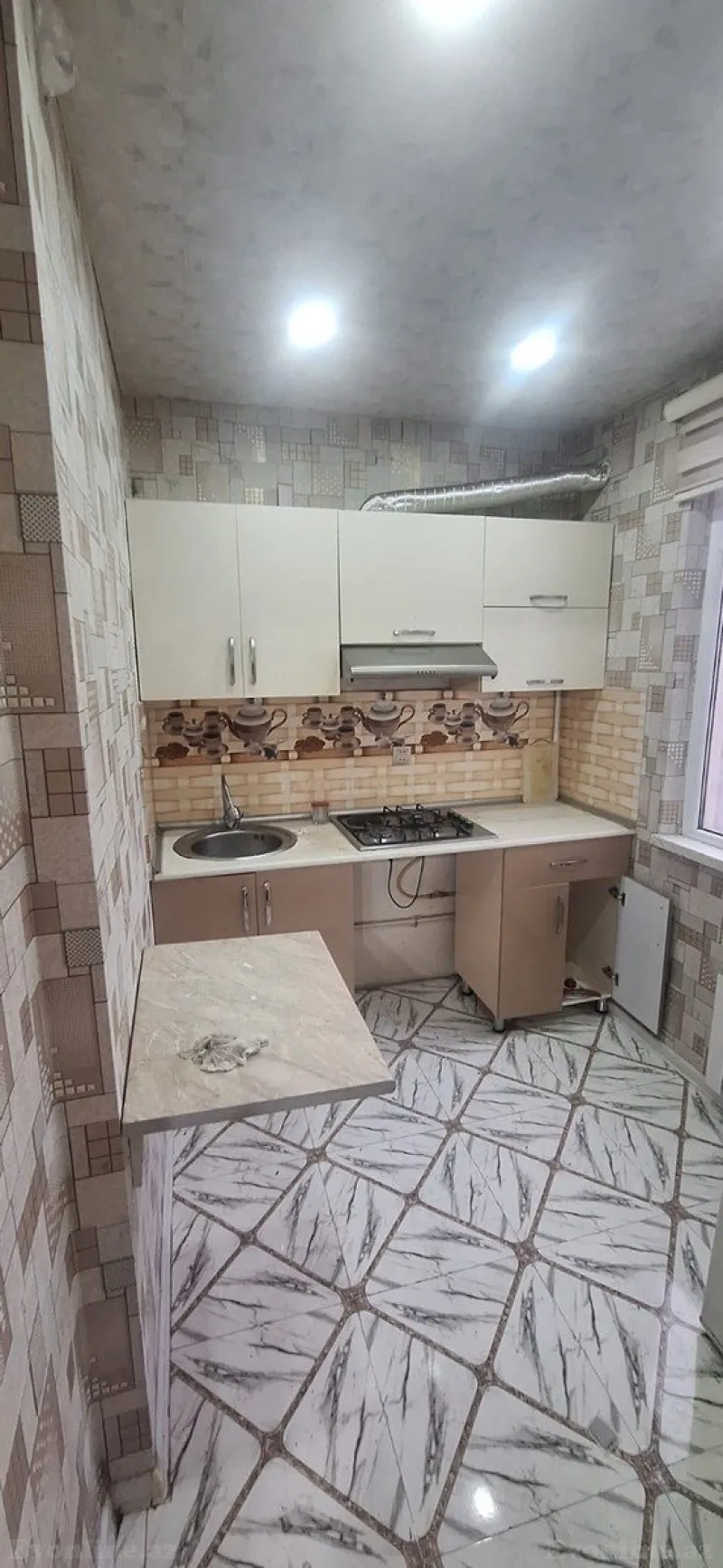 Satılır 2 otaqlı Mənzil Köhnə tikili 58 m² 4-cü mikrorayon - şəkil 5