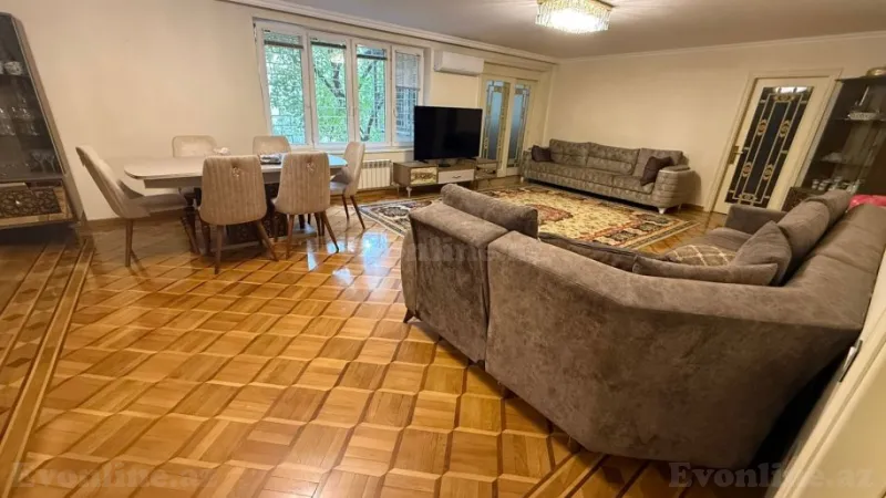 Satılır 5 otaqlı Mənzil Köhnə tikili 170 m² Nərimanov r. - şəkil 2