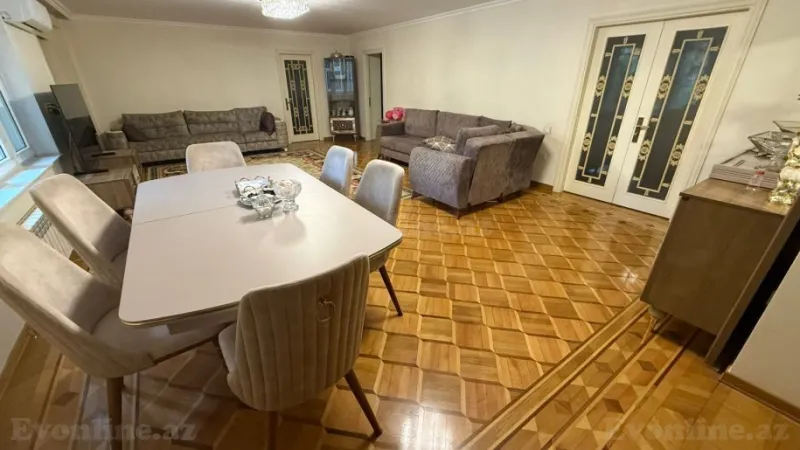 Satılır 5 otaqlı Mənzil Köhnə tikili 170 m² Nərimanov r. - şəkil 4