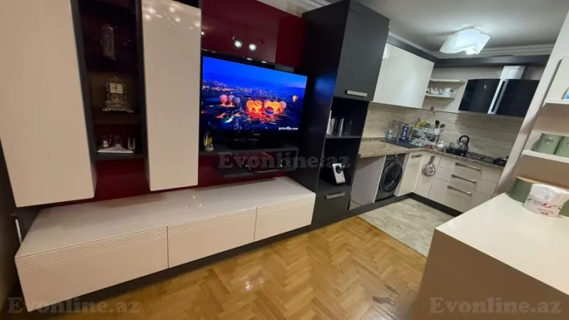 Satılır 5 otaqlı Mənzil Köhnə tikili 170 m² Nərimanov r. - şəkil 12