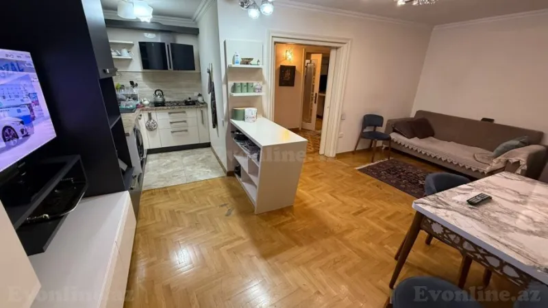 Satılır 5 otaqlı Mənzil Köhnə tikili 170 m² Nərimanov r. - şəkil 14