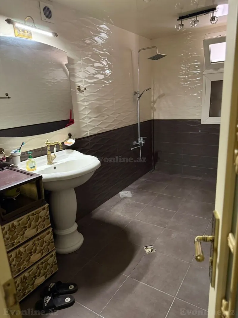 Satılır 5 otaqlı Mənzil Köhnə tikili 170 m² Nərimanov r. - şəkil 24