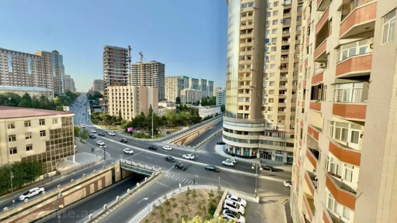 Satılır 2 otaqlı Mənzil Köhnə tikili 55 m² Gənclik m.