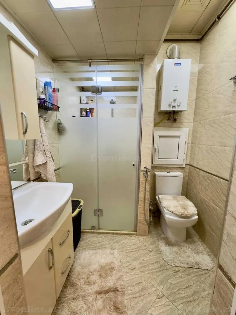 Satılır 2 otaqlı Mənzil Köhnə tikili 55 m² Gənclik m. - şəkil 13