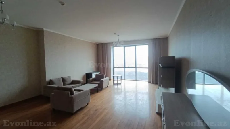 Satılır 4 otaqlı Mənzil Yeni tikili 210 m² Yasamal r. - şəkil 10