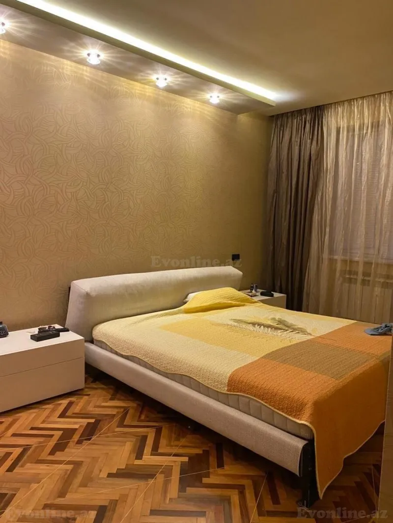 Satılır 3 otaqlı Mənzil Köhnə tikili 100 m² Elmlər Akademiyası m. - şəkil 4