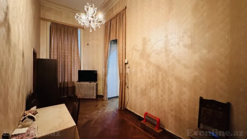 Satılır 2 otaqlı Mənzil Köhnə tikili 40 m² 28 May m. - şəkil 4