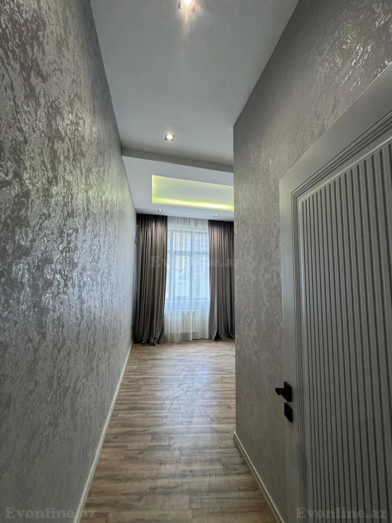 Satılır 2 otaqlı Mənzil Yeni tikili 62 m² 4-cü mikrorayon - şəkil 3