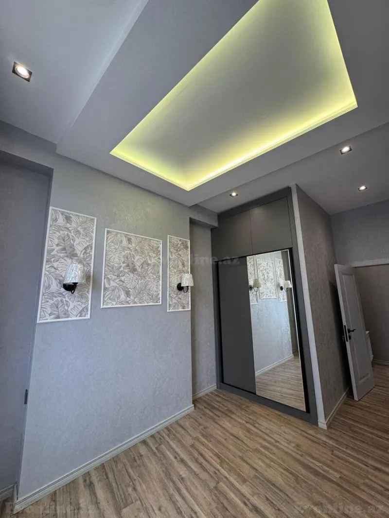 Satılır 2 otaqlı Mənzil Yeni tikili 62 m² 4-cü mikrorayon - şəkil 5