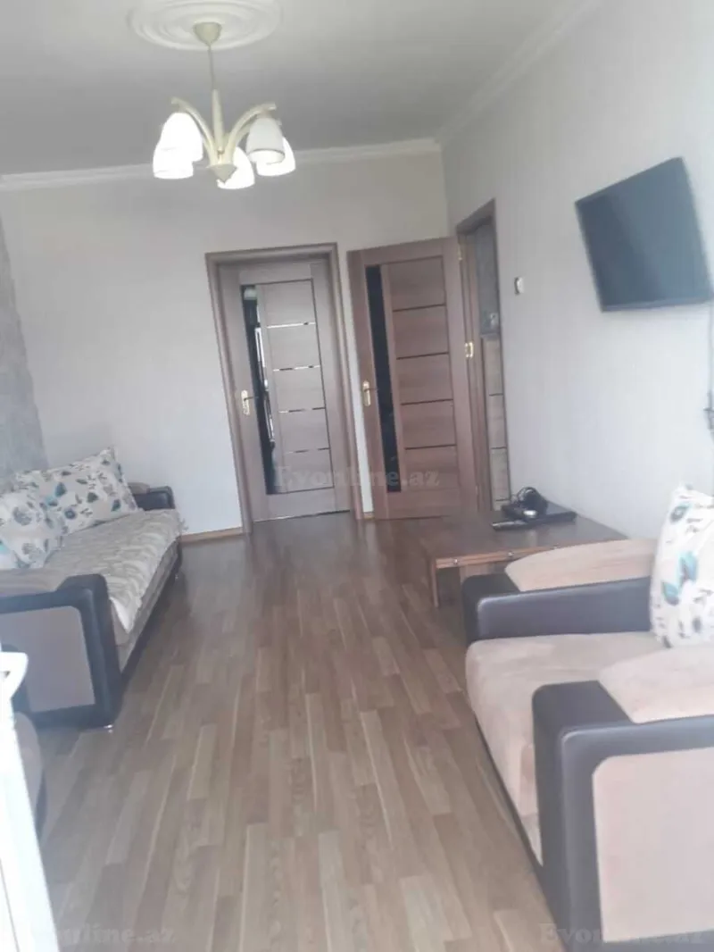 Satılır 2 otaqlı Mənzil Köhnə tikili 50 m² Abşeron r.