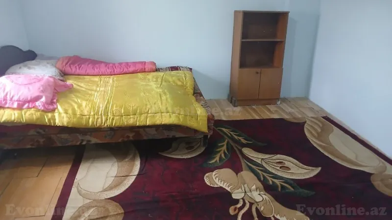 Kirayə verilir 2 otaqlı Mənzil Köhnə tikili 40 m² Yasamal