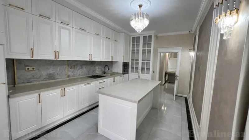 Satılır 4 otaqlı Mənzil Yeni tikili 215 m² Nizami m. - şəkil 7