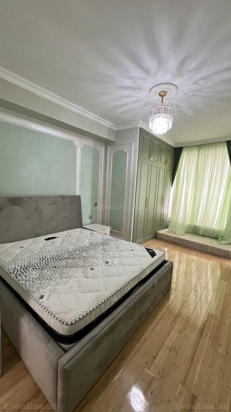 Satılır 4 otaqlı Mənzil Yeni tikili 215 m² Nizami m. - şəkil 9