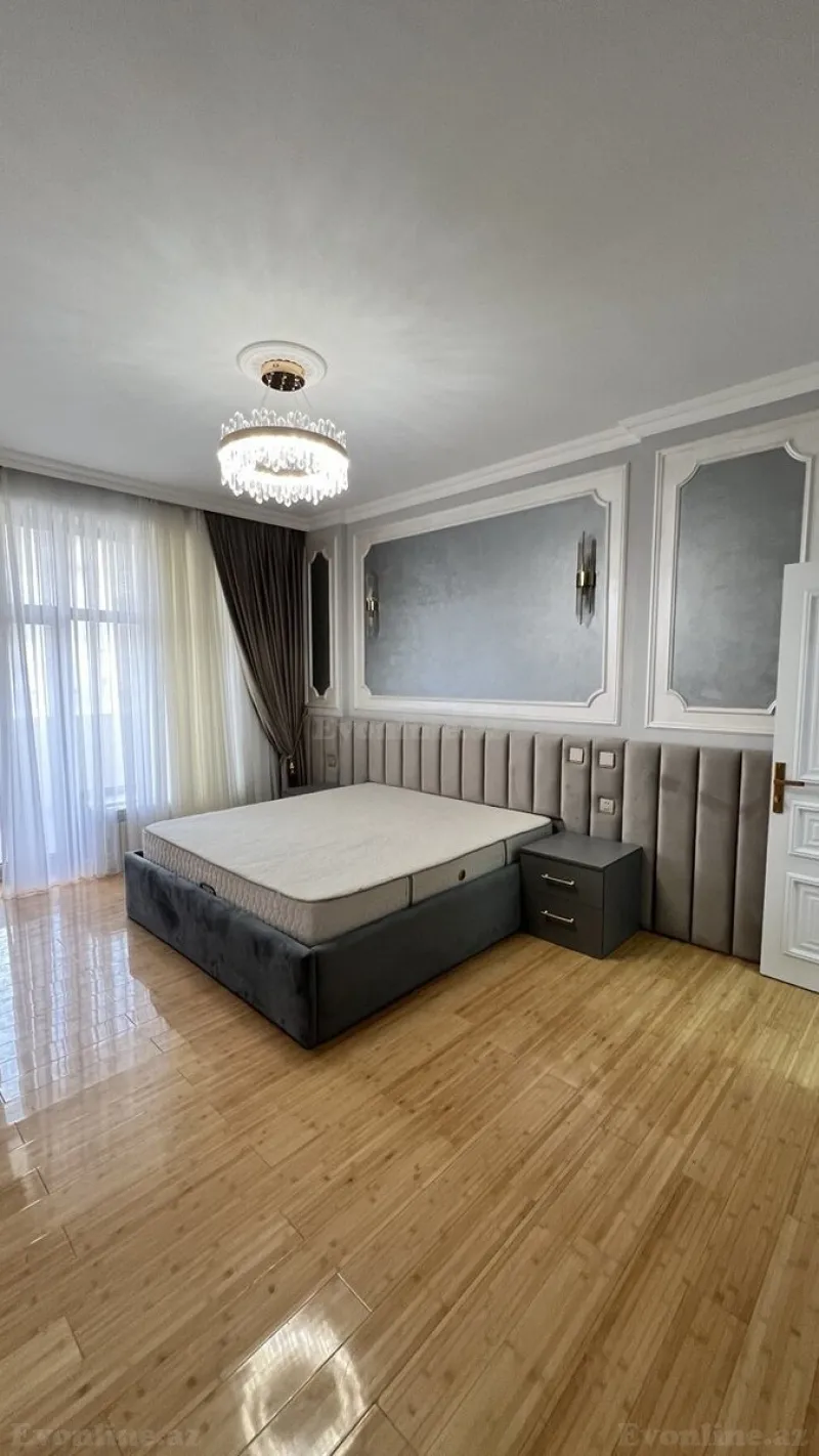 Satılır 4 otaqlı Mənzil Yeni tikili 215 m² Nizami m. - şəkil 13