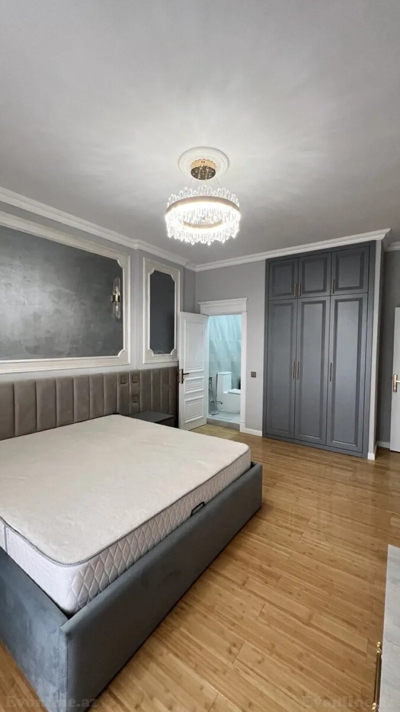 Satılır 4 otaqlı Mənzil Yeni tikili 215 m² Nizami m. - şəkil 16