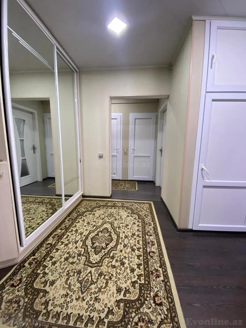 Satılır 5 otaqlı Mənzil Köhnə tikili 125 m² Əhmədli m. - şəkil 17