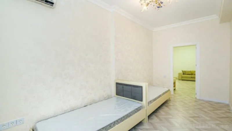 Kirayə verilir 3 otaqlı Mənzil Yeni tikili 100 m² 28 May m. - şəkil 10