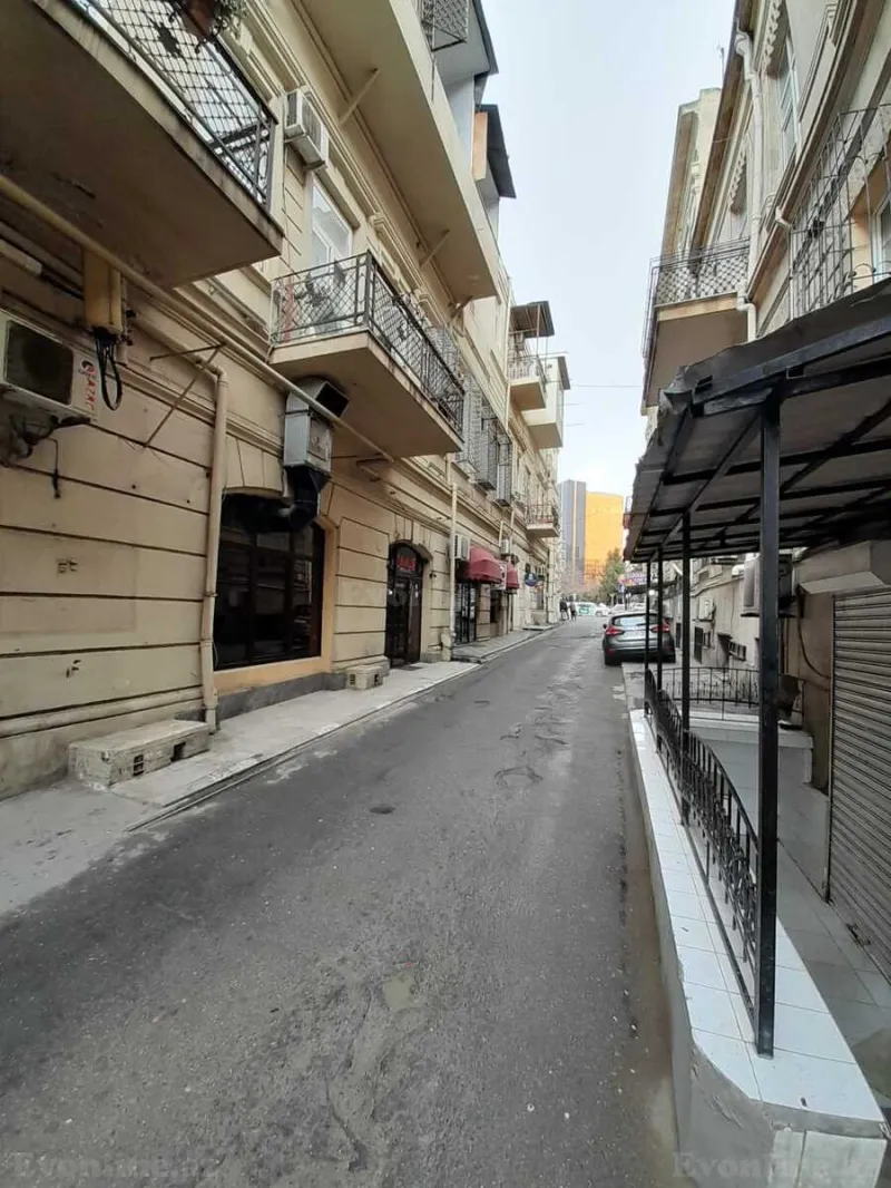 Satılır 3 otaqlı Mənzil Köhnə tikili 67.7 m² 28 May m. - şəkil 4