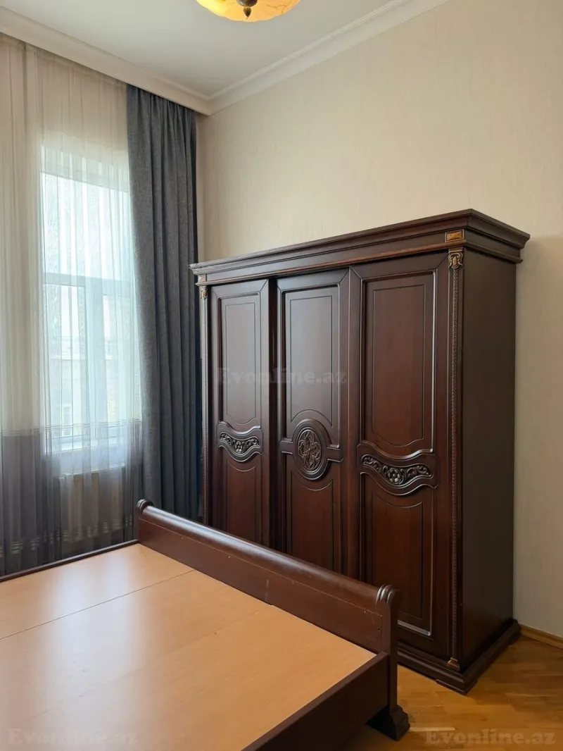 Kirayə verilir 3 otaqlı Mənzil Köhnə tikili 105 m² Sahil m. - şəkil 13