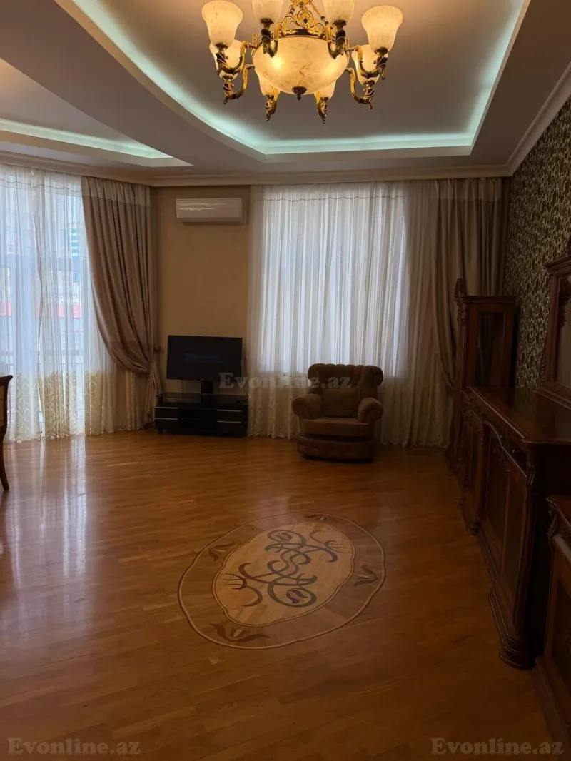 Kirayə verilir 3 otaqlı Mənzil Köhnə tikili 105 m² Sahil m. - şəkil 16