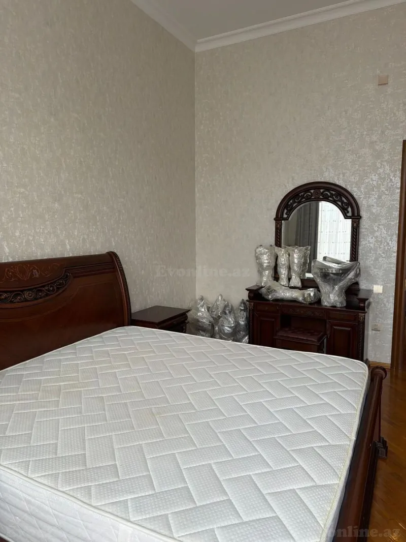 Kirayə verilir 3 otaqlı Mənzil Köhnə tikili 105 m² Sahil m. - şəkil 19