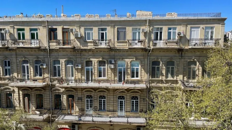 Kirayə verilir 3 otaqlı Mənzil Köhnə tikili 105 m² Sahil m. - şəkil 20