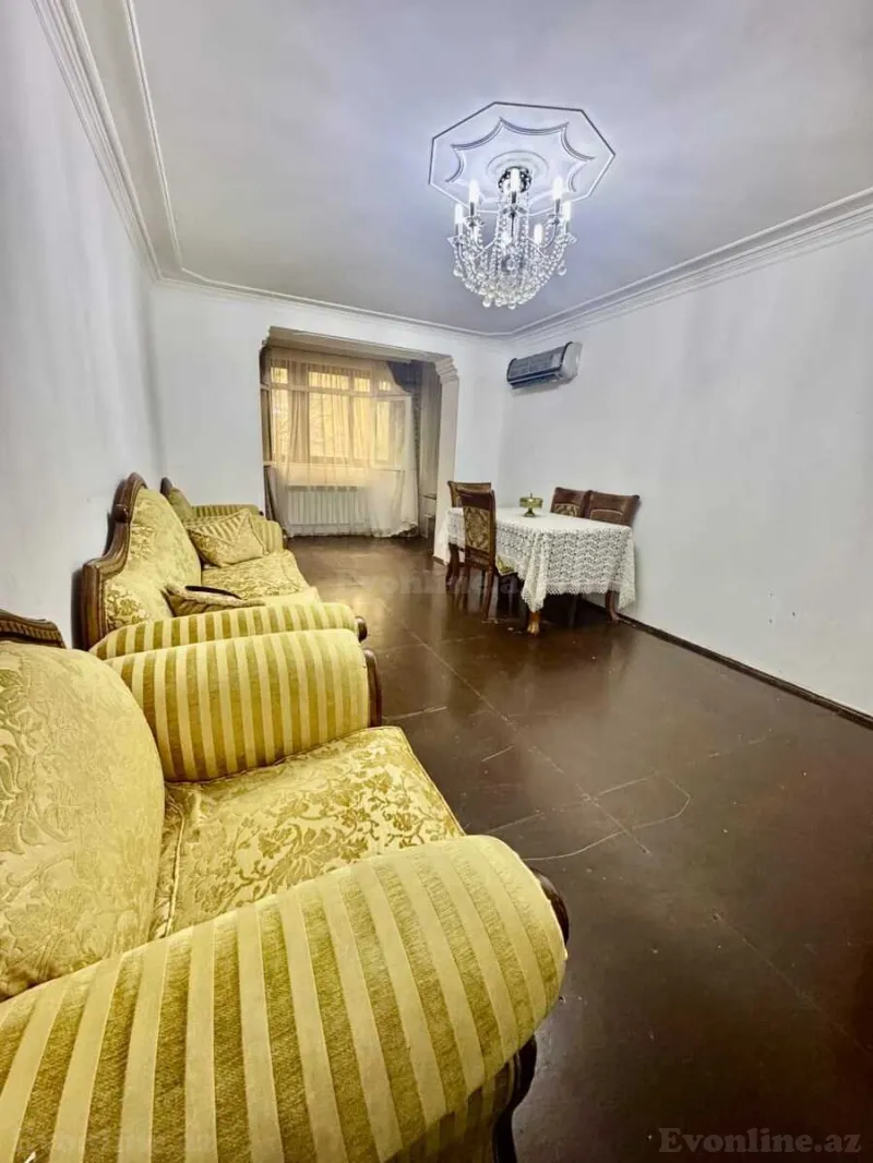 Satılır 3 otaqlı Mənzil Köhnə tikili 75 m² Yasamal - şəkil 2