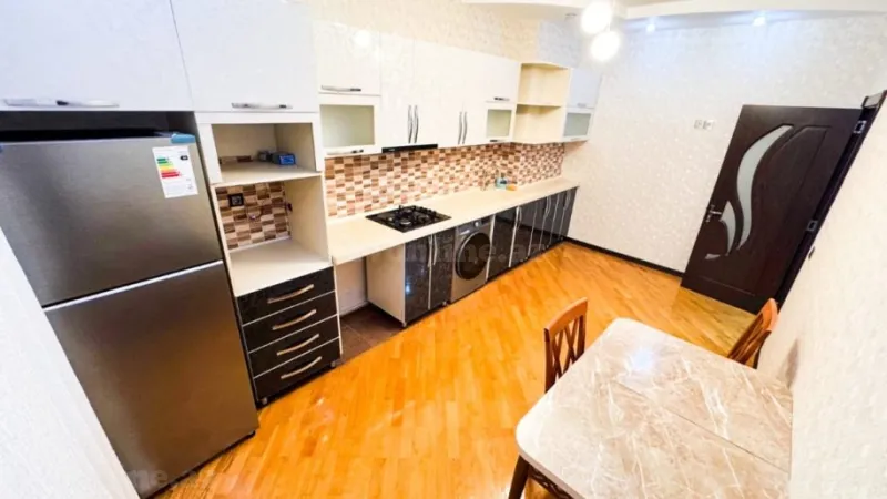 Kirayə verilir 2 otaqlı Mənzil Yeni tikili 80 m² Xalqlar Dostluğu m. - şəkil 6