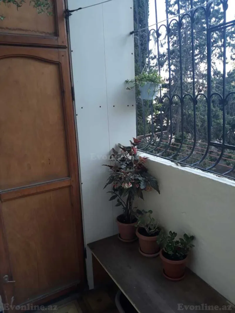 Satılır 2 otaqlı Mənzil Köhnə tikili 45 m² Qaraçuxur - şəkil 6