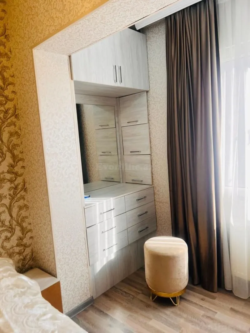 Satılır 2 otaqlı Mənzil Köhnə tikili 56 m² Əhmədli - şəkil 9