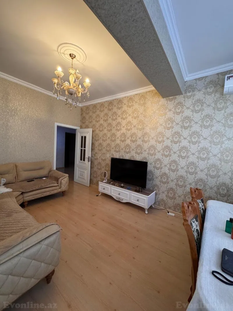 Satılır 2 otaqlı Mənzil Yeni tikili 85 m² Neftçilər m. - şəkil 2