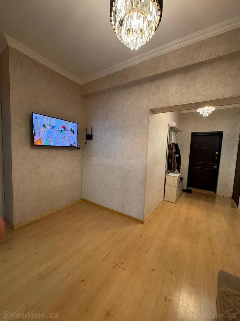 Satılır 2 otaqlı Mənzil Yeni tikili 85 m² Neftçilər m. - şəkil 5