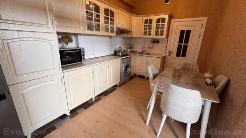 Satılır 2 otaqlı Mənzil Yeni tikili 85 m² Neftçilər m. - şəkil 8