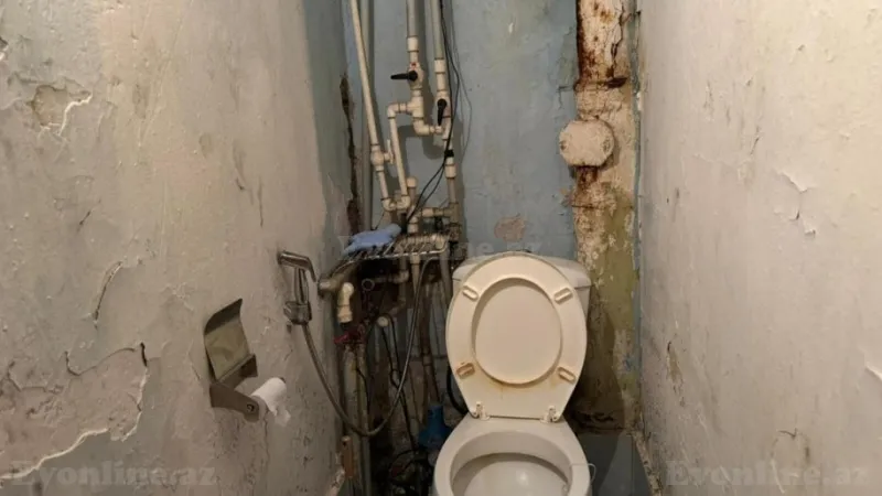 Satılır 2 otaqlı Mənzil Köhnə tikili 60 m² Xalqlar Dostluğu m. - şəkil 12