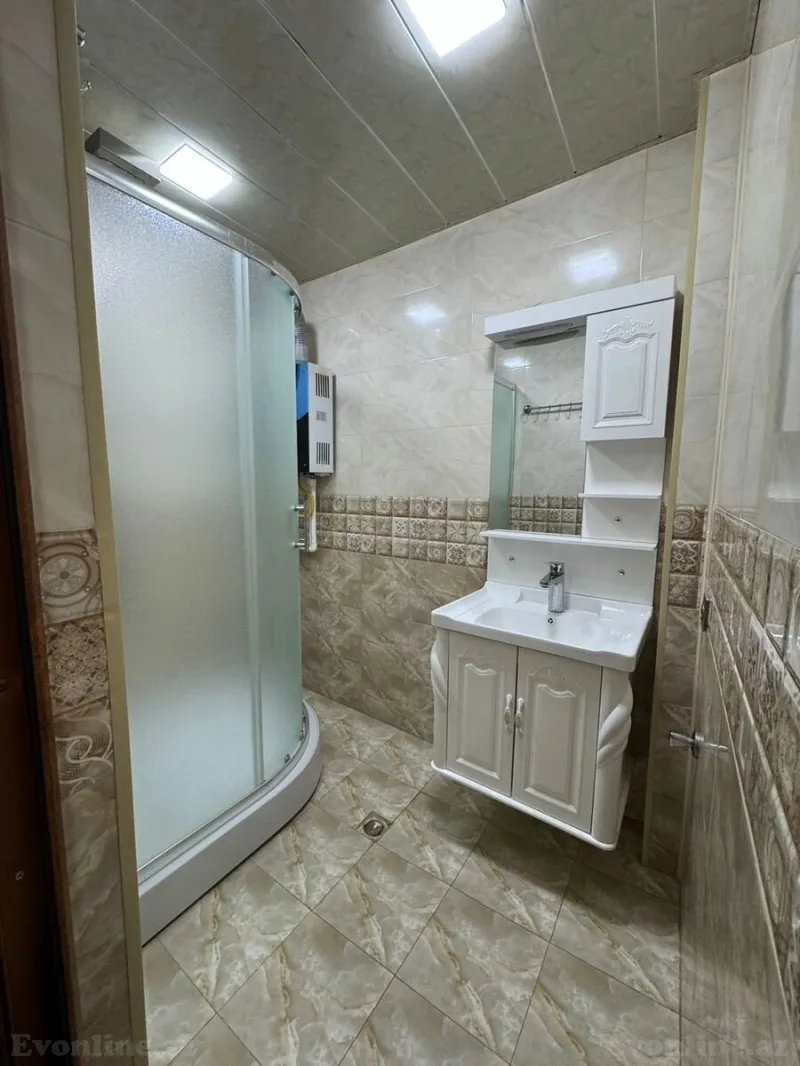 Kirayə verilir 4 otaqlı Mənzil Köhnə tikili 90 m² Neftçilər m. - şəkil 18