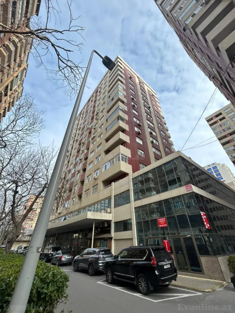 Satılır 4 otaqlı Mənzil Yeni tikili 152 m² Nəsimi r.