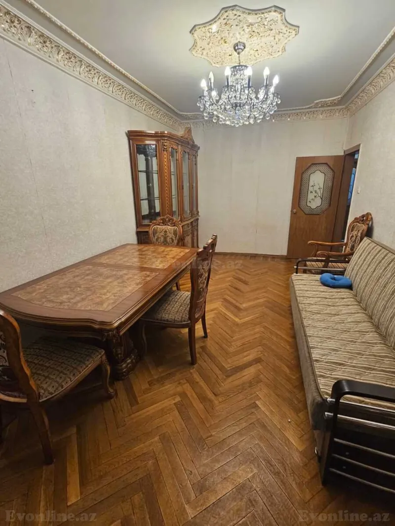 Satılır 3 otaqlı Mənzil Köhnə tikili 80 m² Əhmədli - şəkil 2